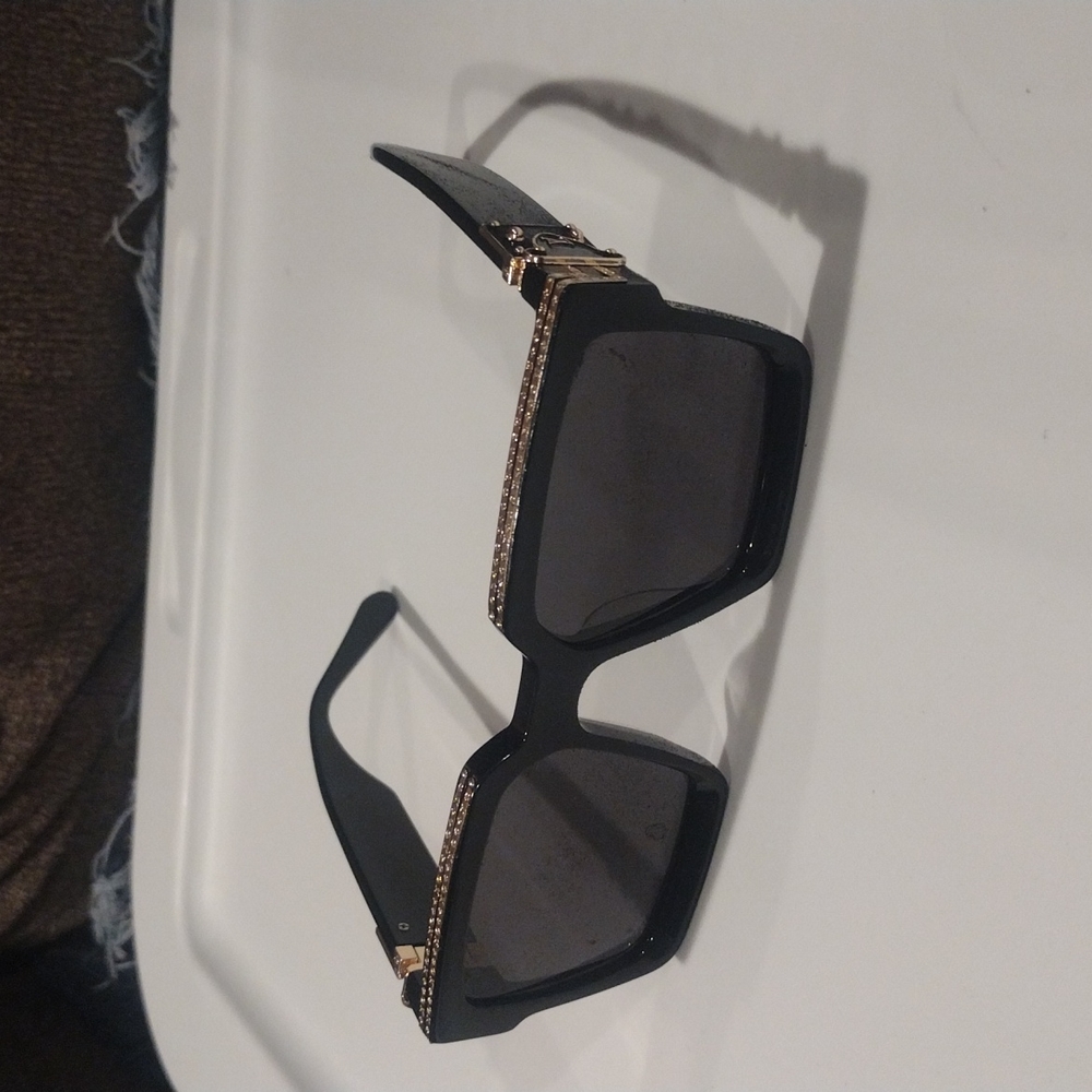 Louis Vuitton 1.1 Millionaire sunglasses black